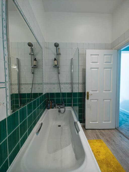 New Marylebone Gem/One Bedroom لندن المظهر الخارجي الصورة